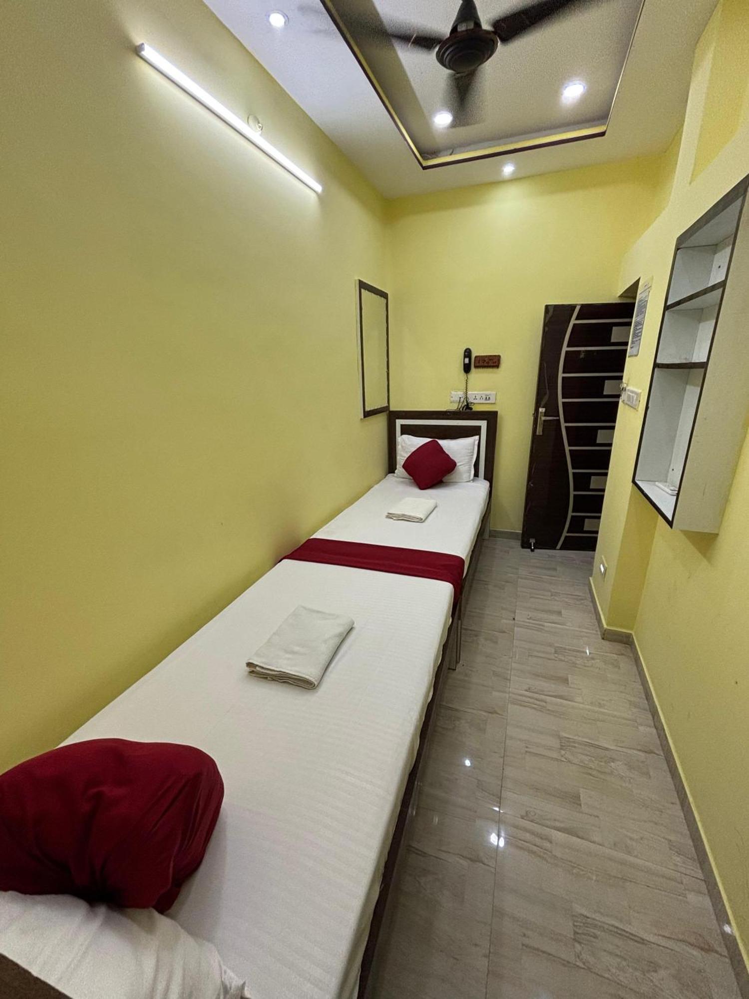 Hotel O Marquis Guest House Kolkata Exterior photo